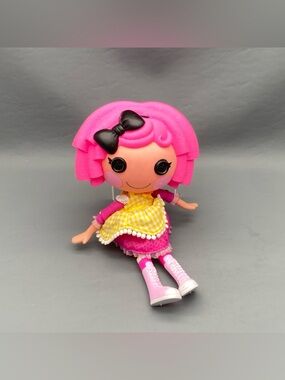 Lalaloopsy Crumbs Sugar Cookie Doll, Pink Hair, Large Bow, Original Outfit 13”
